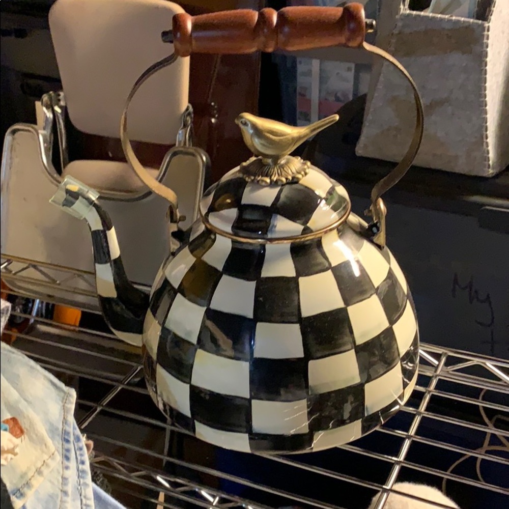 Mackenzie Child kettle